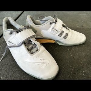 Velaasa Strake Olympic weightlifting shoes